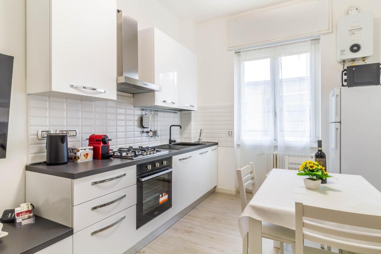 Casaballi Milano Mm3 Trilocale Luaran gambar